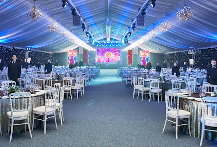 Павильон  в Павильон 