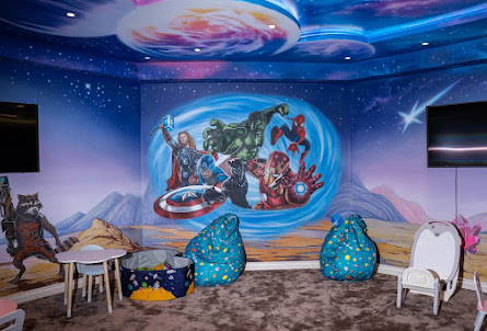 Детский зал  в Малый VIP-зал 