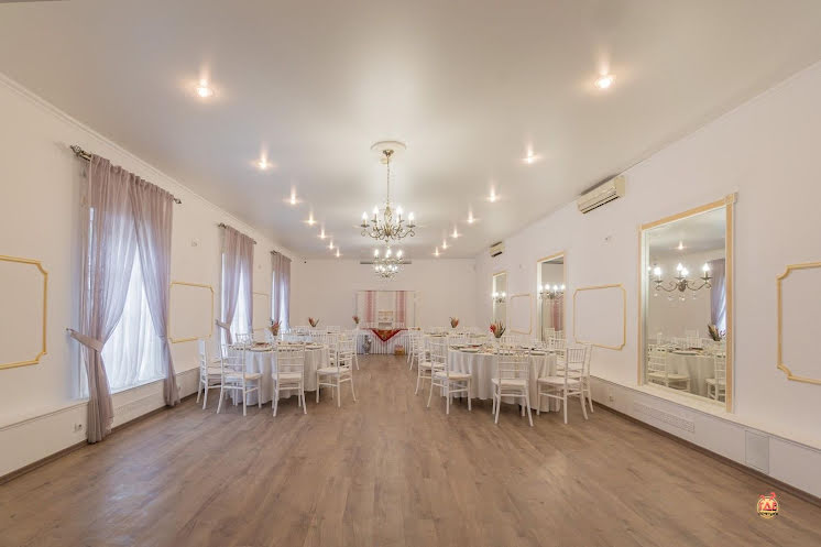 Большой банкетный зал  в «Старая Мельница» фотография №8