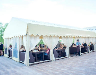  ресторан Biergarten на Елены Стасовой