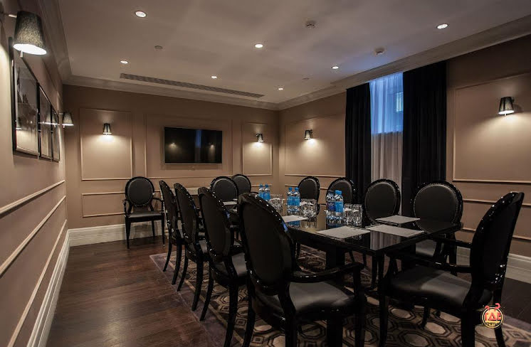 Конференц-зал "Meeting Room" в «Dom Boutique Hotel» фотография №13