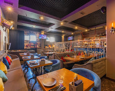  ресторан Feromon Komenda