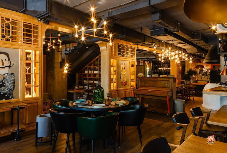 Зал на 1 этаже в «Дом Нино» фотография №2