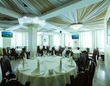  ресторан Лион на Перовской