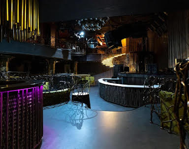 Свадьба в Легенда