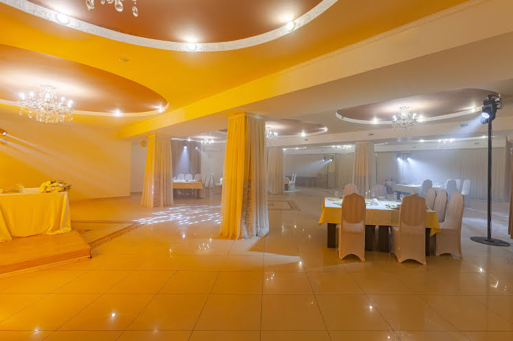 Большой зал в «Family» фотография №12