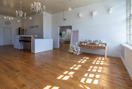 Белый Этаж в Белый Этаж