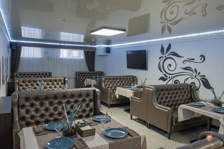 Основной зал в «Village House» фотография №12