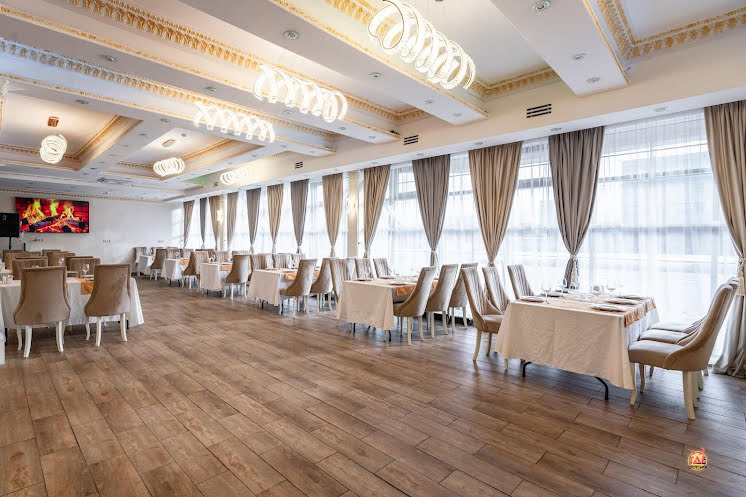 Основной зал в «Кристалл» фотография №1