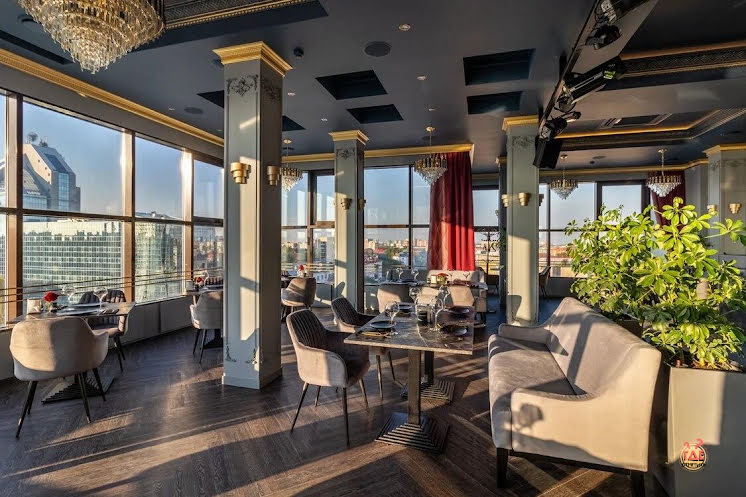 Центральный зал в «7  небо» фотография №12