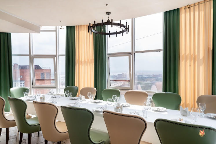 Зал "Панорамный" в «Дон Кихот» фотография №1