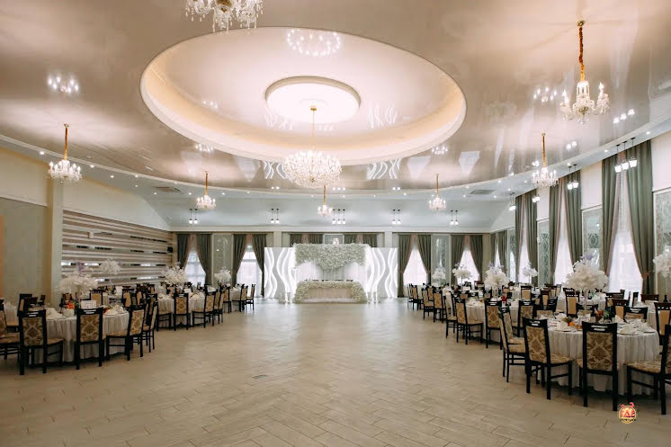 Зал «Бежевый» в «Отель «Сказка»» фотография №1