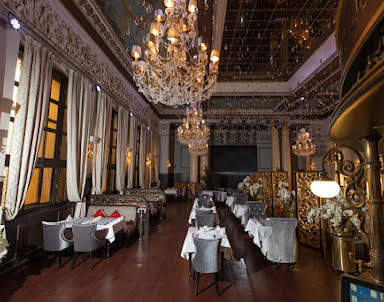 День рождения в Метрополь