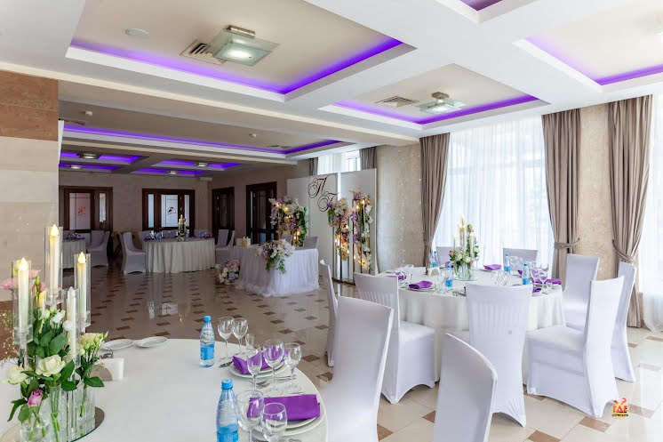 Банкетный зал на 2 этаже в «Белый берег» фотография №1