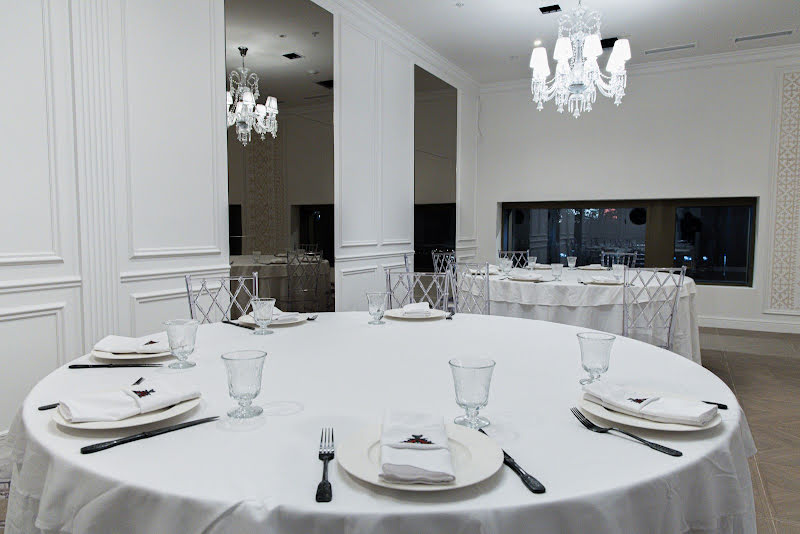 Серый дом фотография №11