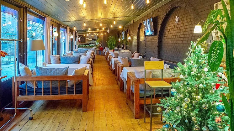 2 этаж в «Хинкальная на Краснобогатырской» фотография №12