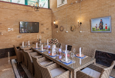 Версаль в Зал «Красный»