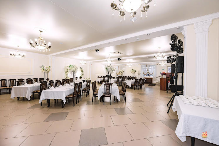 Большой банкетный зал в «Междуречье» фотография №11