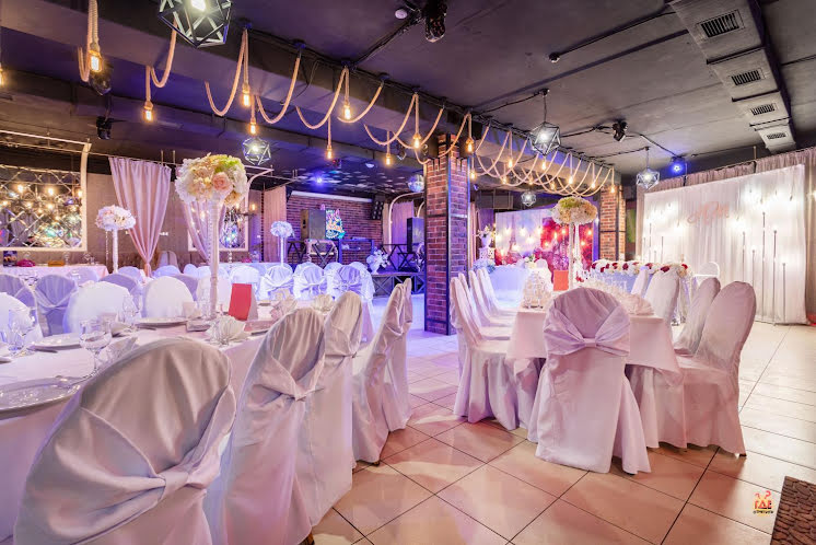 Основной зал в «Артист» фотография №10