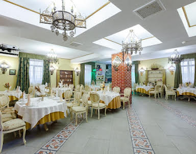  ресторан Петровский дворик