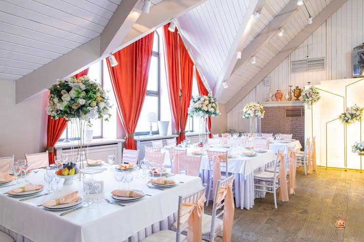 Банкетный зал «Шале» в «Калужская застава» фотография №12