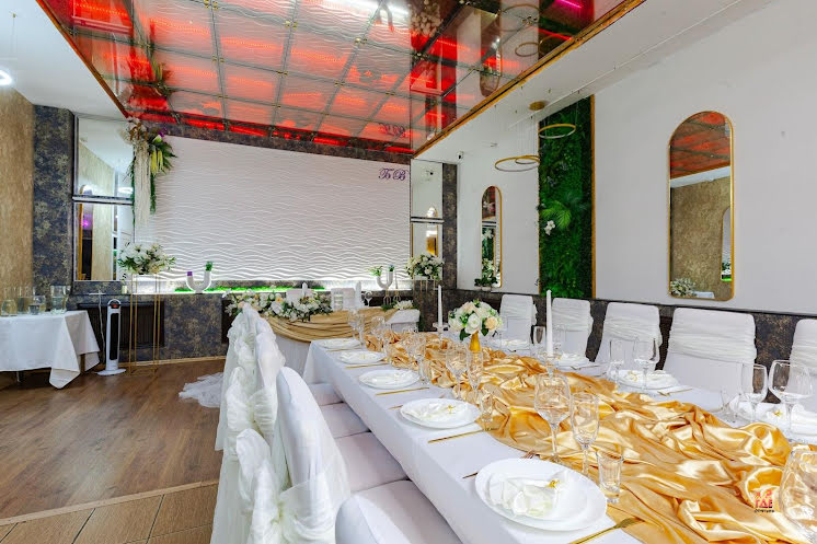 Основной зал  в «Белая веранда» фотография №13