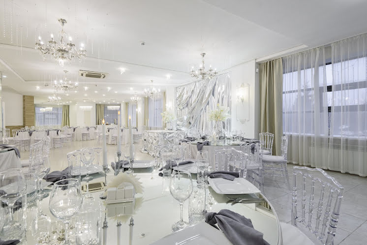 Основной зал  в «Серебро» фотография №11