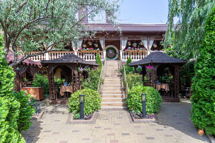 Летняя терраса в «Ресторанный комплекс «Старый Колодец»» фотография №4