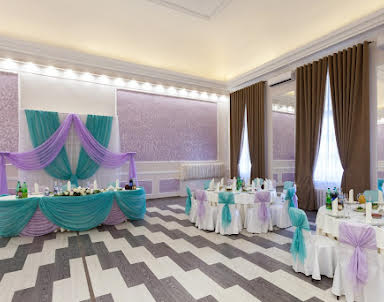 День рождения в Тиара