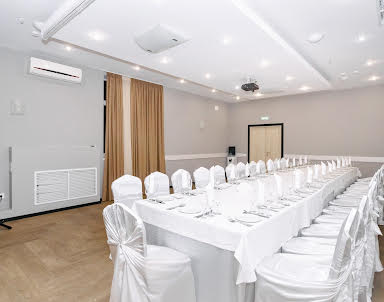  ресторан Амакс Сафар