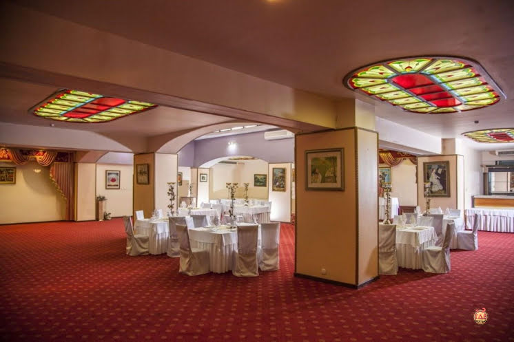 Зал «Витражный» в «Али» фотография №2