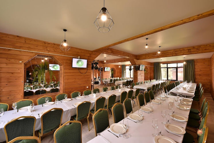 Основной зал  в «Goldy Land» фотография №11