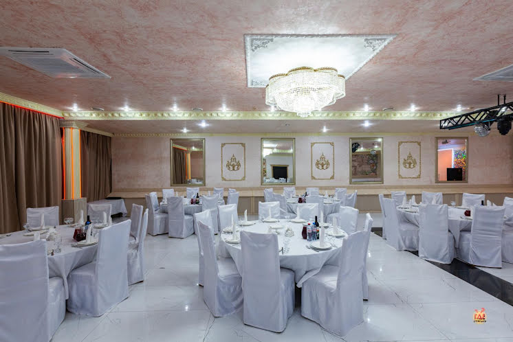 Зал «Версаль» в «Авиньон» фотография №10