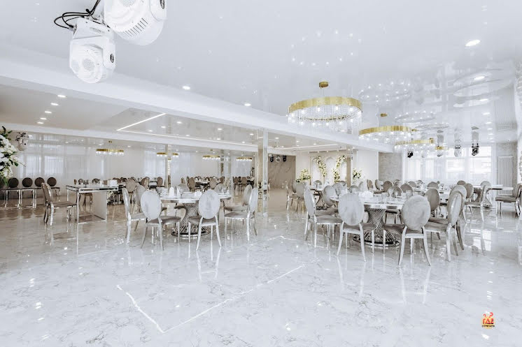 Основной зал  в «VODA» фотография №1