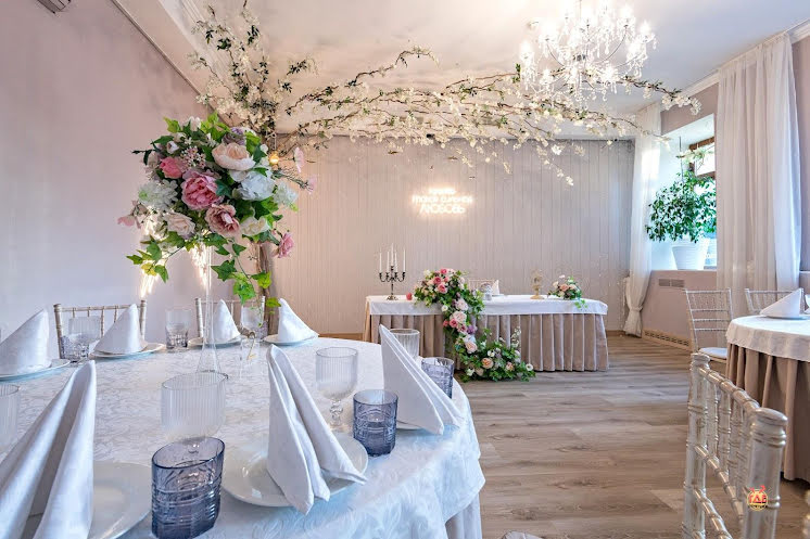 Основной зал в «"Provence" / "Прованс"» фотография №3