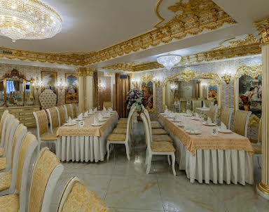  ресторан Монарх