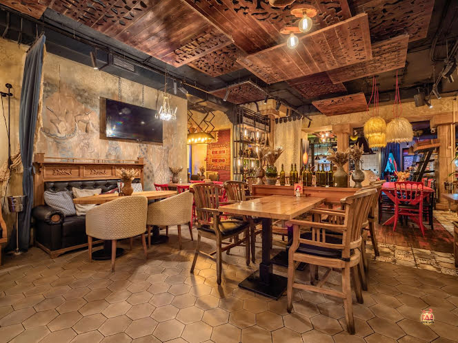 Основной зал в «Джани» фотография №19