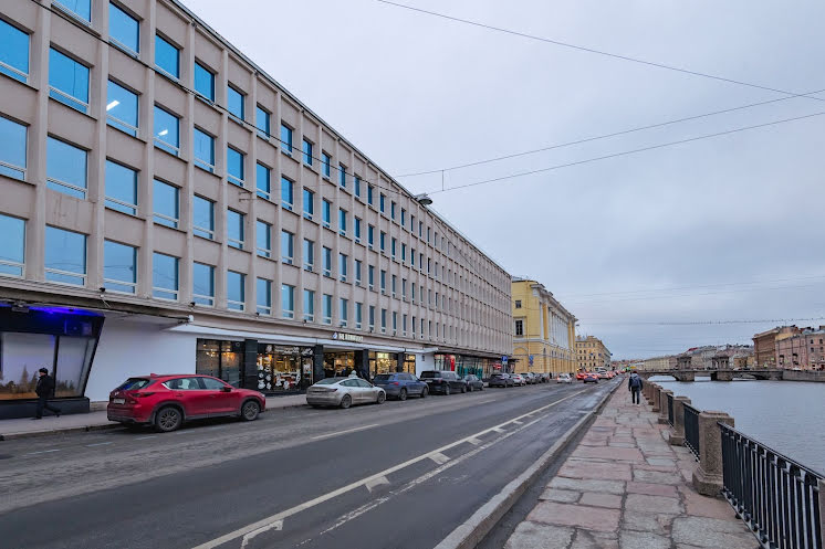 Основной зал в «EVENT ROOF» фотография №16