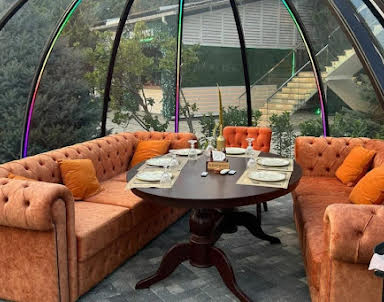  ресторан Двин Холл