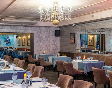  ресторан Noisy River