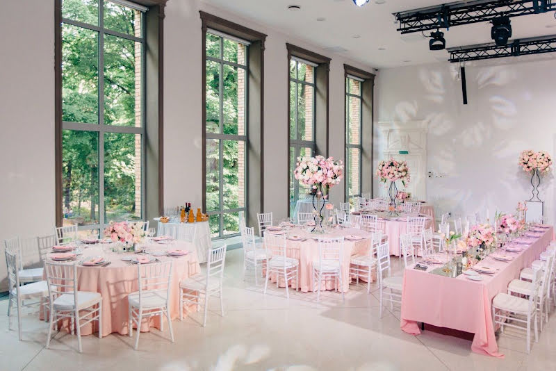 Согласие Холл фотография №18