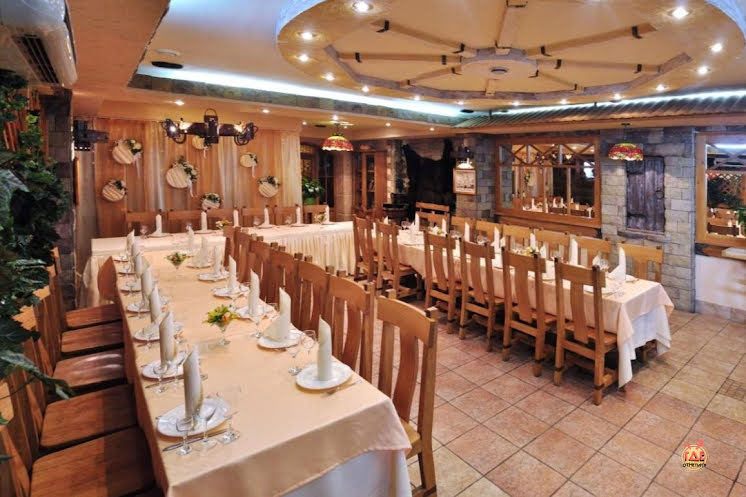 Зал на 100 человек в «Ривьера» фотография №5