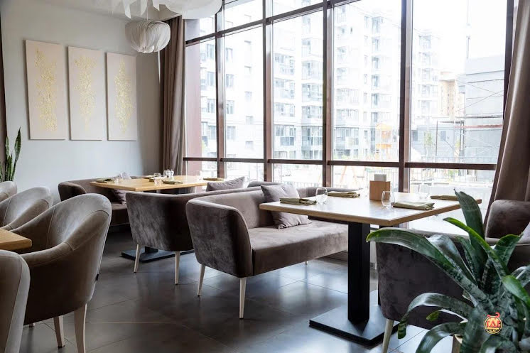 Каминный зал  в «Divine на Назарбаева» фотография №1