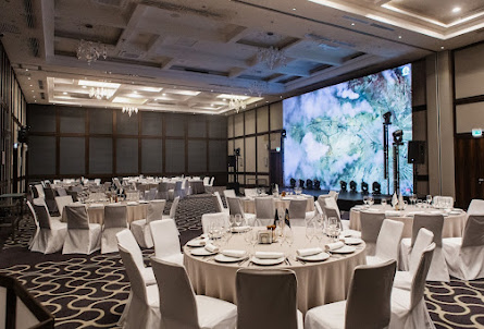 Зал "Националь" в Конференц-зал "Клубная переговорная"