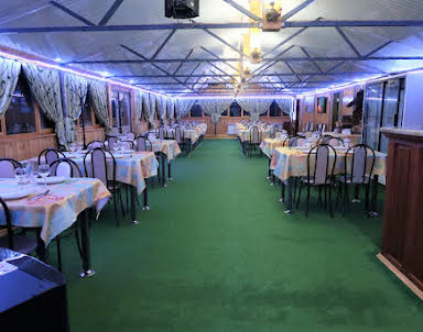  ресторан Акрукс