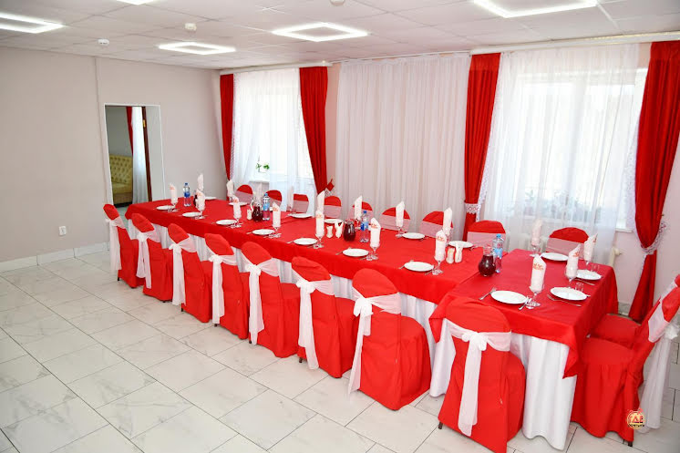 Красный зал в «Оренбургское подворье» фотография №3