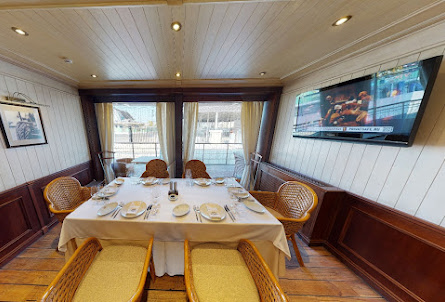 VIP-комната «Ласточка» №3 в VIP-комната «Чайка» №1