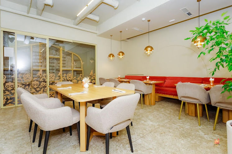 Основной зал в «Tatar by Tubatay на Мусина» фотография №4