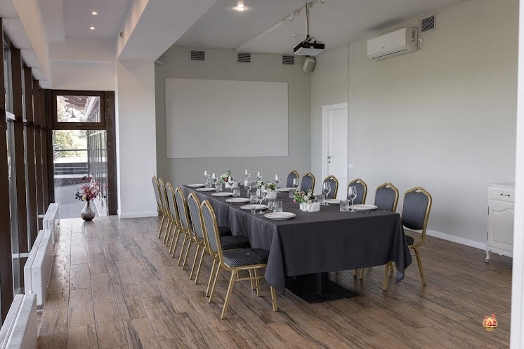 VIP-зал (3 этаж) в «Юна» фотография №2