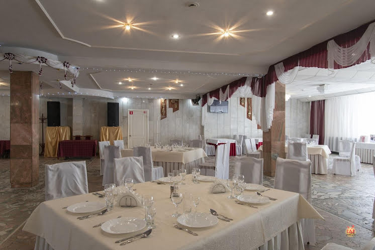 Общий банкетный зал в «Московский» фотография №15